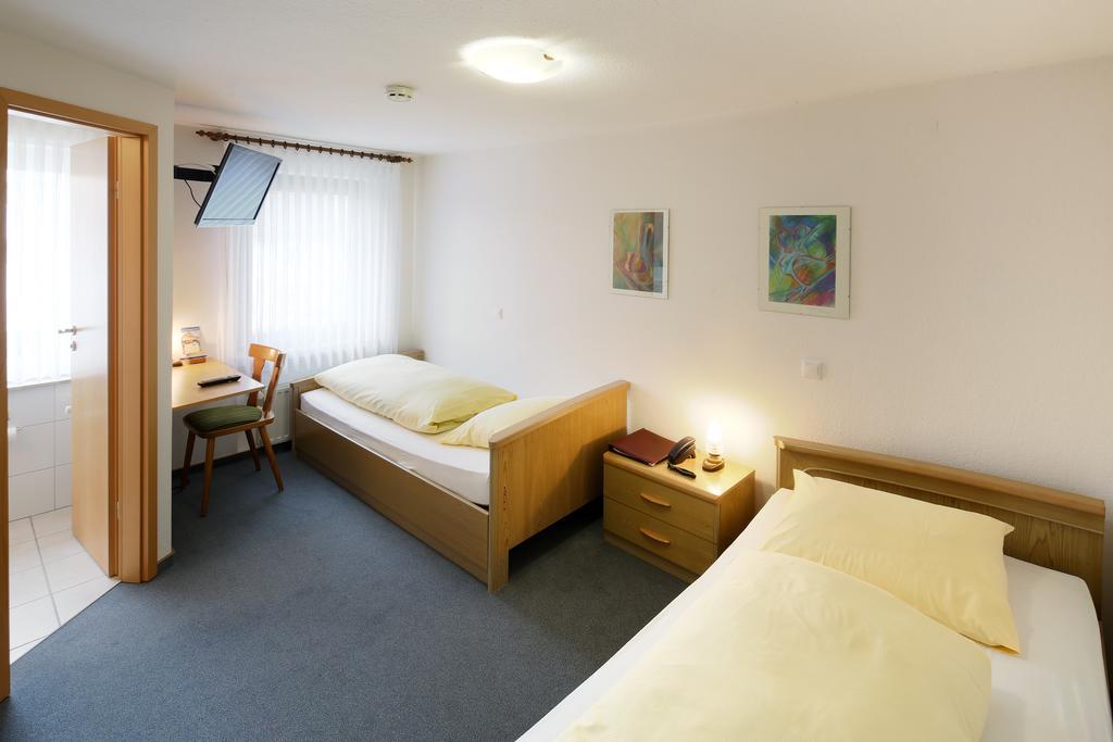 Landgasthof Kaiser Bad Wünnenberg Zimmer foto